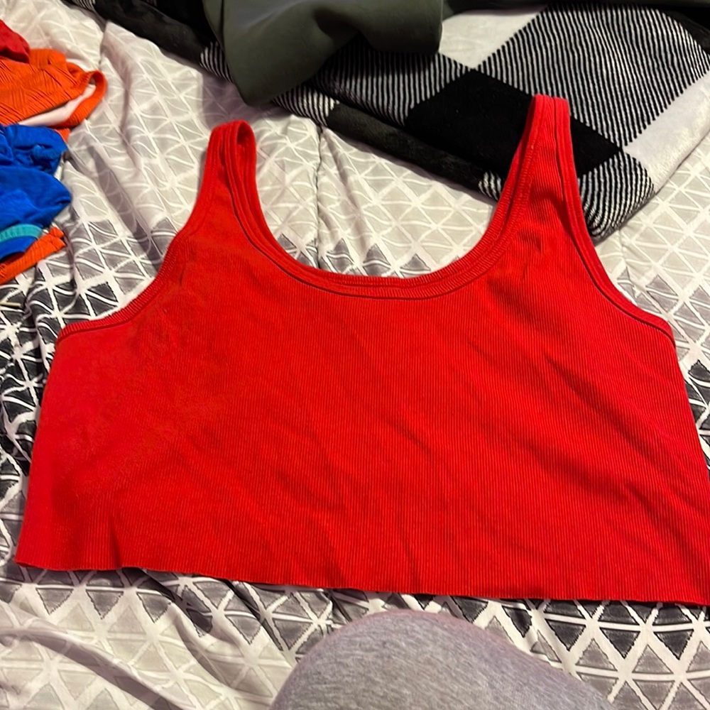 red crop top